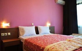 Hotel Aloe  2*